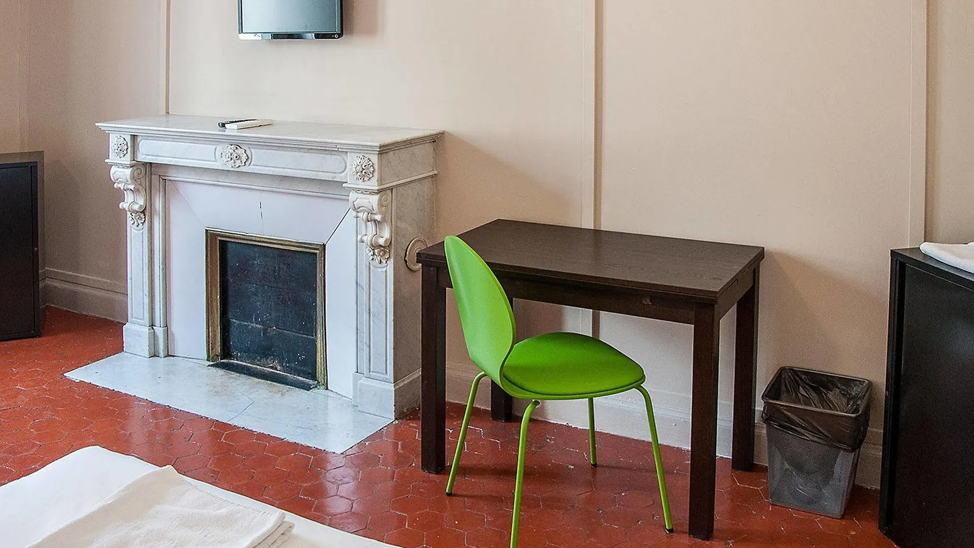 **  Ho36 Avignon Hotel France